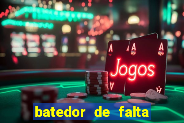 batedor de falta do atletico de madrid